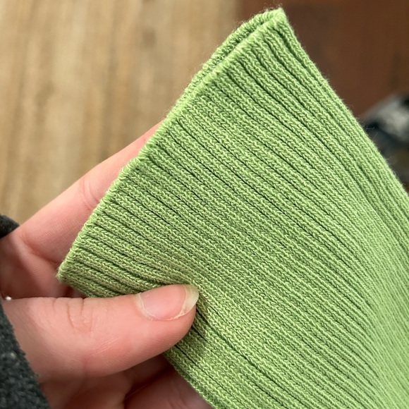 Green cardigan/top - Picture 3 of 5